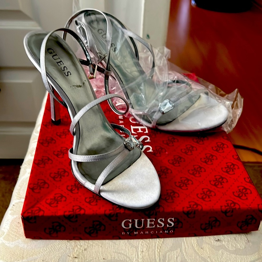 Womens high heels shoe